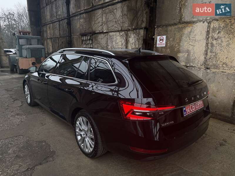 Універсал Skoda Superb 2021 в Львові