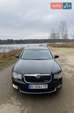 Универсал Skoda Superb 2012 в Львове
