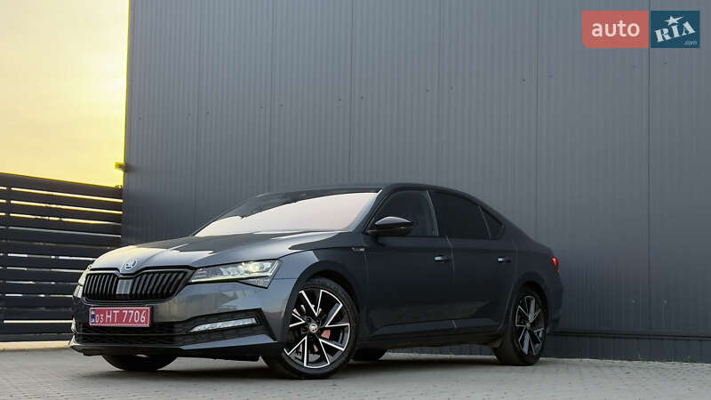 Лифтбек Skoda Superb 2022 в Мукачево