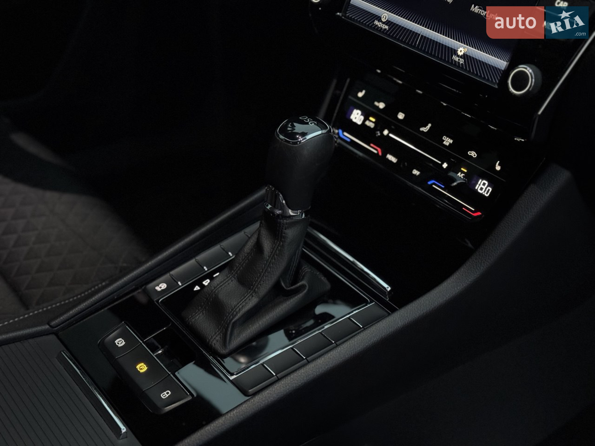 2016 Skoda Superb - мініатюра 23