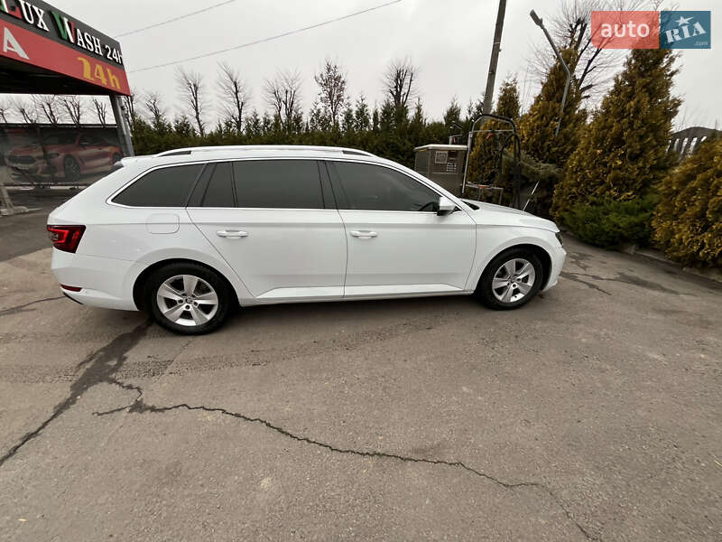 Универсал Skoda Superb 2016 в Шептицькому фото 3 Универсал Skoda Superb 2016 в Шептицькому