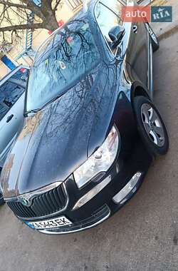 Универсал Skoda Superb 2010 в Киеве
