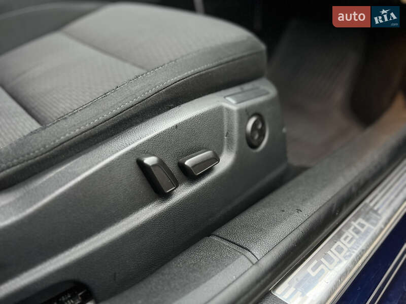 Лифтбек Skoda Superb 2008 в Ужгороде