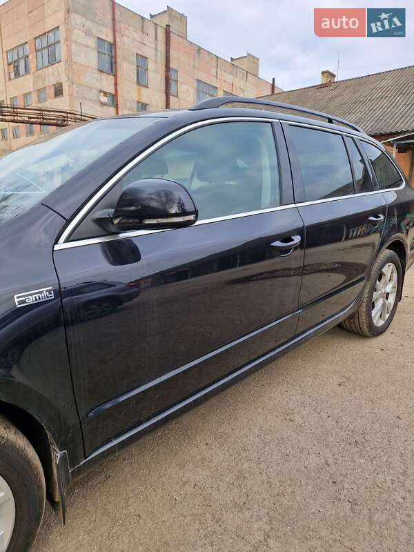 Универсал Skoda Superb 2012 в Ивано-Франковске фото 3 Универсал Skoda Superb 2012 в Ивано-Франковске