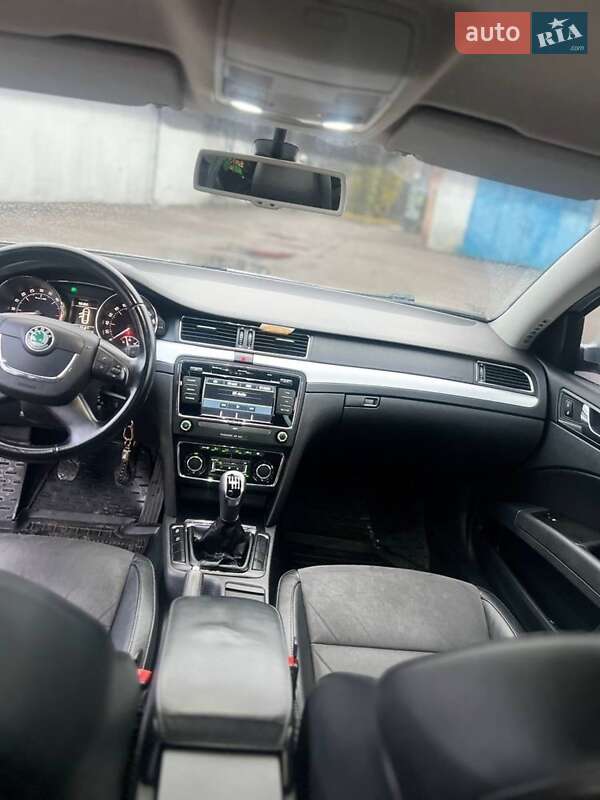 Лифтбек Skoda Superb 2011 в Черкассах фото 5 Лифтбек Skoda Superb 2011 в Черкассах