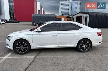Ліфтбек Skoda Superb 2019 в Києві