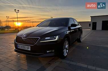 Ліфтбек Skoda Superb 2016 в Мукачевому