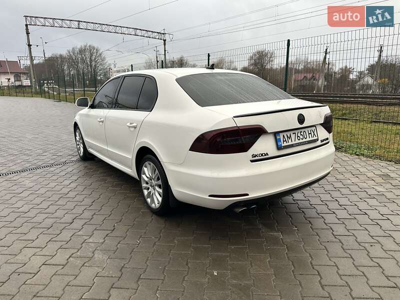 Ліфтбек Skoda Superb 2013 в Звягелі