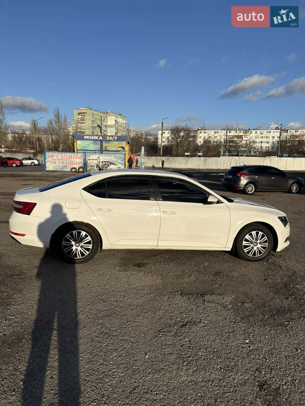 Лифтбек Skoda Superb 2018 в Запорожье фото 19 Лифтбек Skoda Superb 2018 в Запорожье