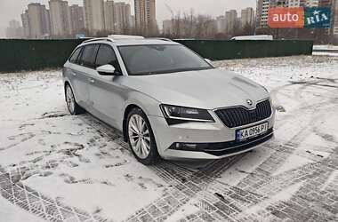 Универсал Skoda Superb 2015 в Киеве