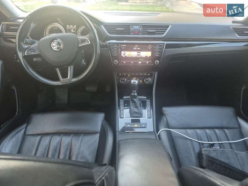 Лифтбек Skoda Superb 2016 в Калуше