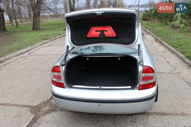 Лифтбек Skoda Superb 2008 в Верхнеднепровске