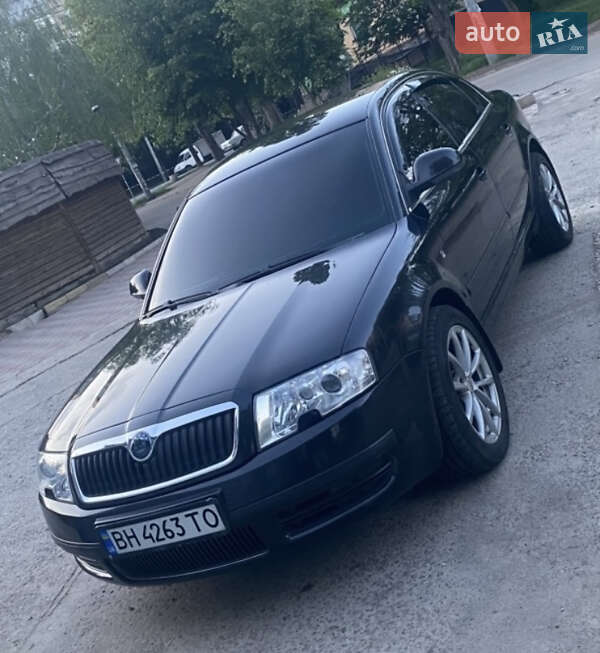 Skoda Superb 2006
