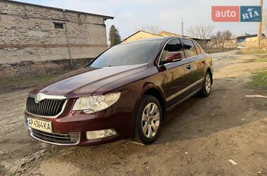 Лифтбек Skoda Superb 2011 в Запорожье