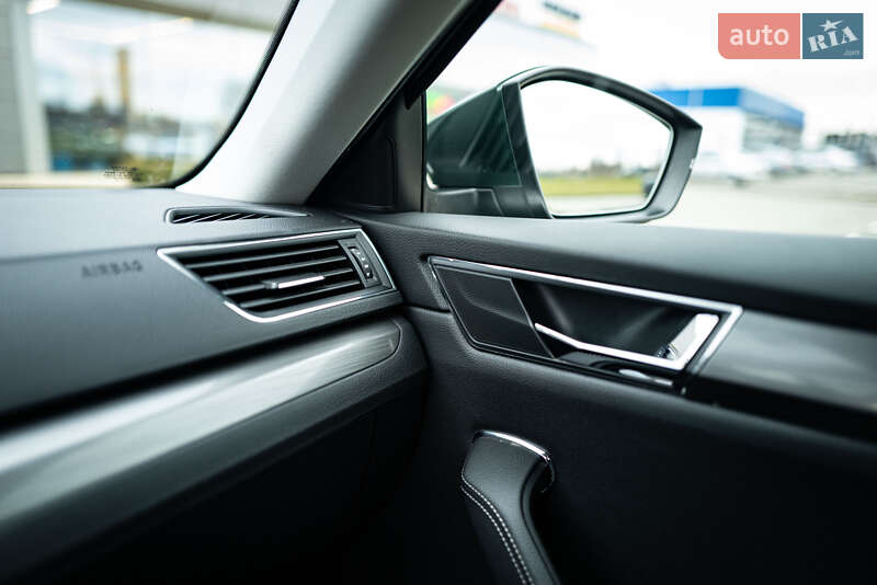 Універсал Skoda Superb 2020 в Львові фото 21 Універсал Skoda Superb 2020 в Львові