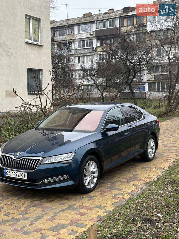 Skoda Superb 2022