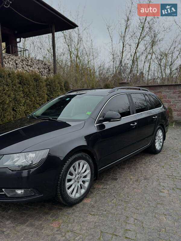 Универсал Skoda Superb 2013 в Тернополе