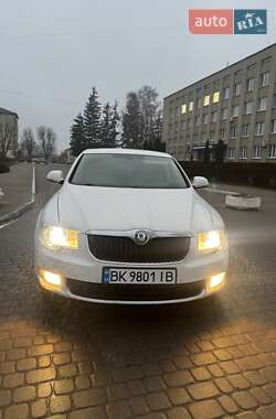 Лифтбек Skoda Superb 2011 в Радивилове