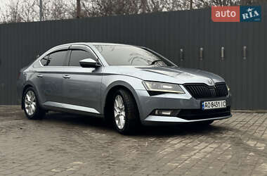 Лифтбек Skoda Superb 2017 в Виннице