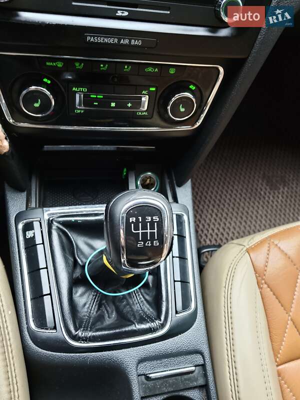 Лифтбек Skoda Superb 2009 в Дубровице