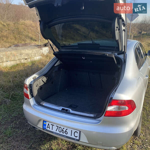 Лифтбек Skoda Superb 2008 в Ивано-Франковске