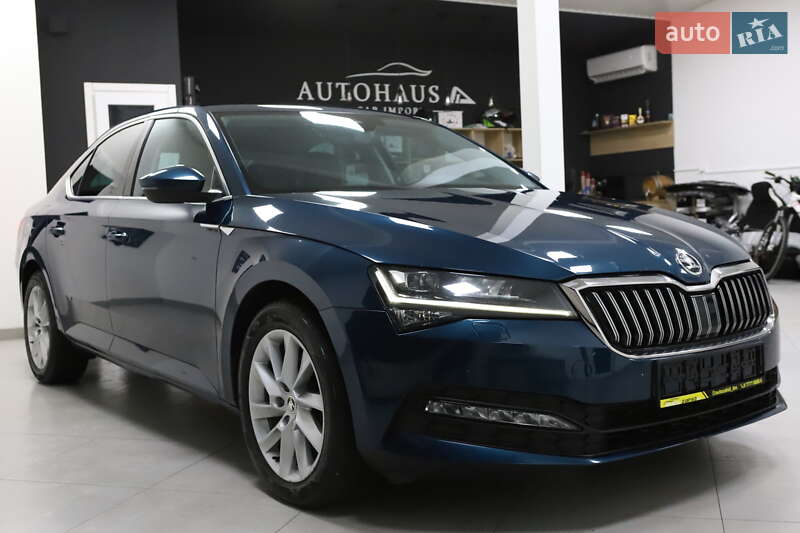Лифтбек Skoda Superb 2020 в Дрогобыче