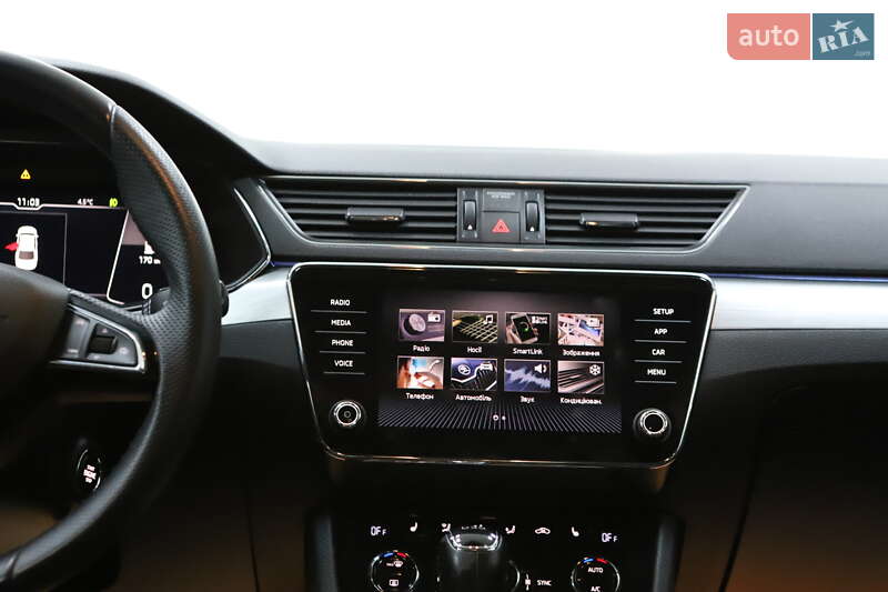 Лифтбек Skoda Superb 2020 в Дрогобыче