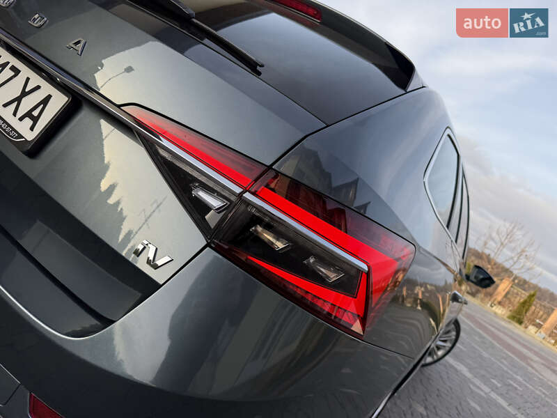 Універсал Skoda Superb 2020 в Дрогобичі