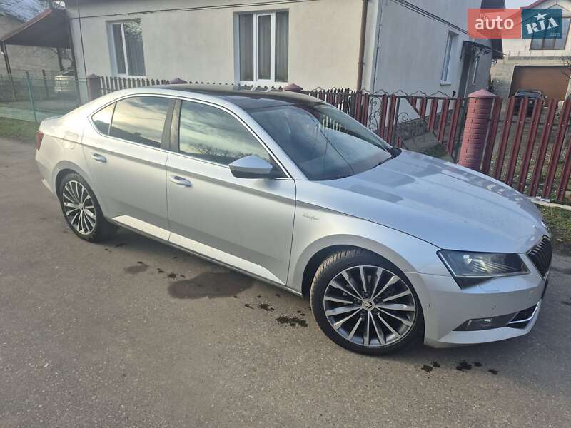 Лифтбек Skoda Superb 2016 в Калуше