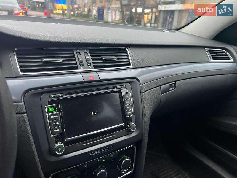 Skoda Superb 2010 Skoda Superb 2010