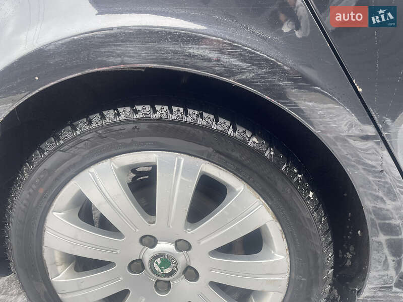 Ліфтбек Skoda Superb 2012 в Шептицькому