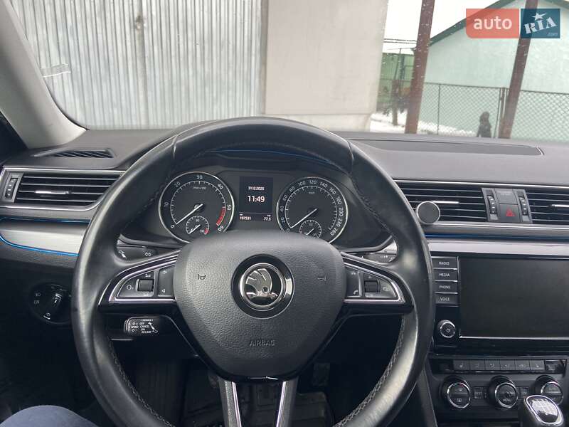 Универсал Skoda Superb 2016 в Отынии фото 41 Универсал Skoda Superb 2016 в Отынии