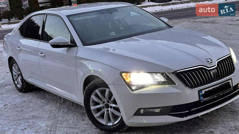 Лифтбек Skoda Superb 2016 в Межгорье