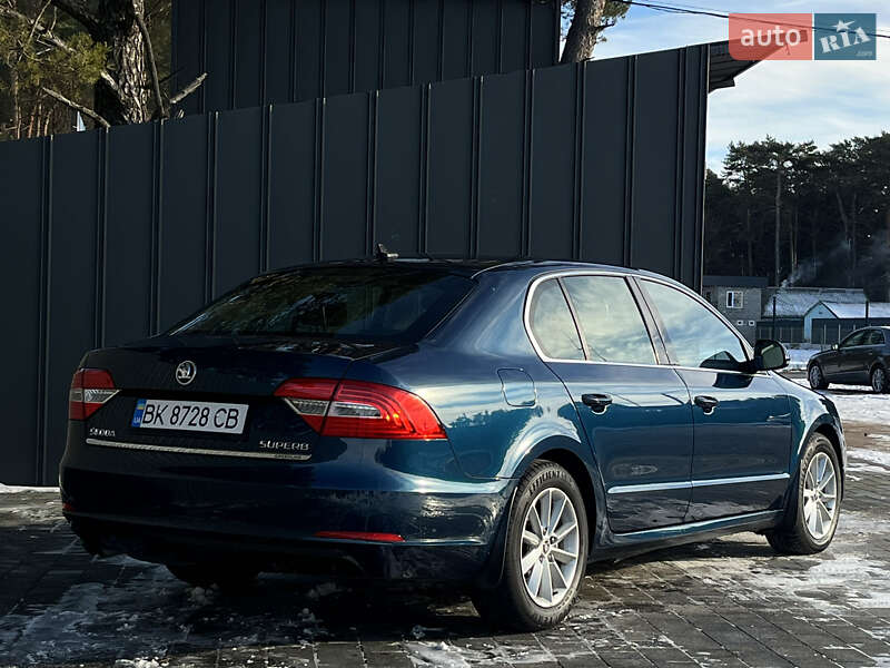 Лифтбек Skoda Superb 2014 в Смыге