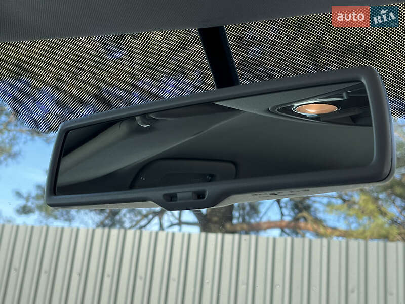 Лифтбек Skoda Superb 2014 в Смыге