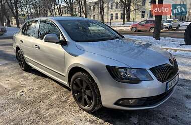 Лифтбек Skoda Superb 2014 в Киеве