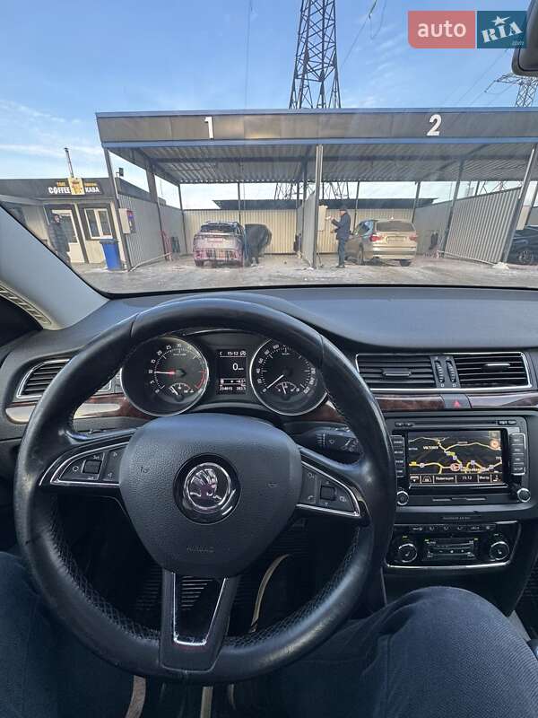 Универсал Skoda Superb 2015 в Ивано-Франковске