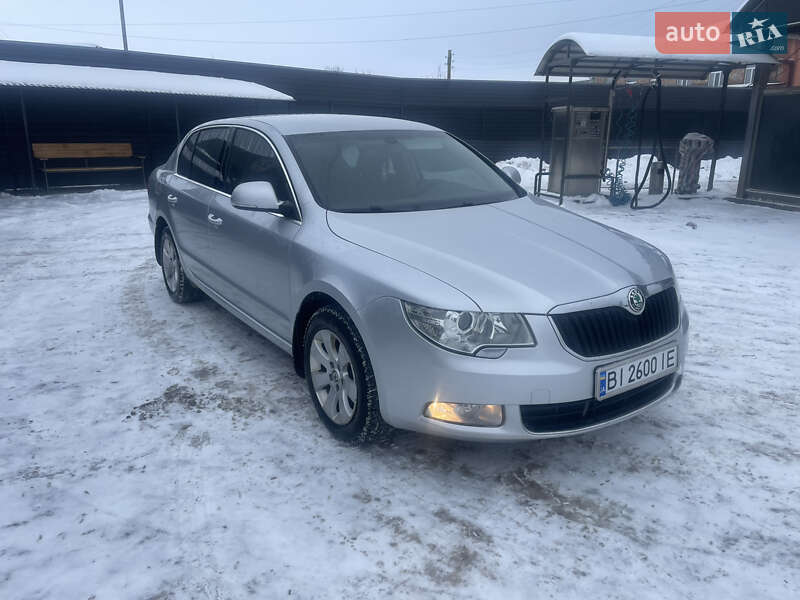 Лифтбек Skoda Superb 2012 в Миргороде фото Лифтбек Skoda Superb 2012 в Миргороде