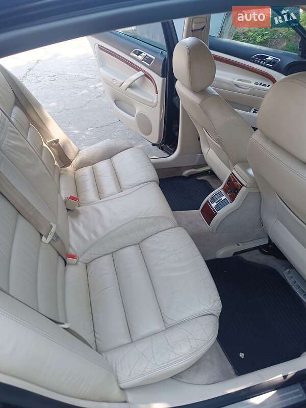 Лифтбек Skoda Superb 2002 в Каменском