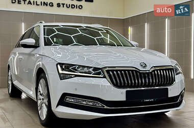 Универсал Skoda Superb 2022 в Киеве