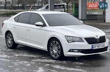 Лифтбек Skoda Superb 2015 в Запорожье