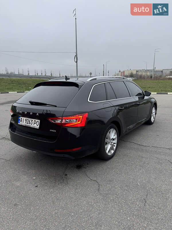 Универсал Skoda Superb 2020 в Киеве