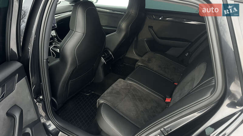 Универсал Skoda Superb 2019 в Самборе