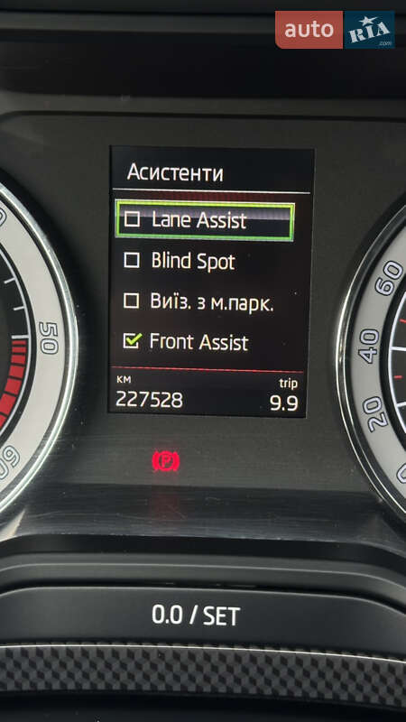 Универсал Skoda Superb 2019 в Самборе