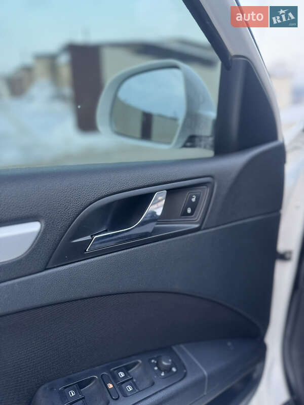 Лифтбек Skoda Superb 2013 в Харькове