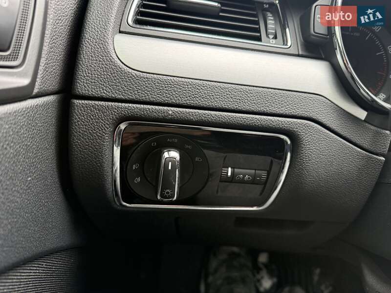 Лифтбек Skoda Superb 2014 в Умани фото 33 Лифтбек Skoda Superb 2014 в Умани