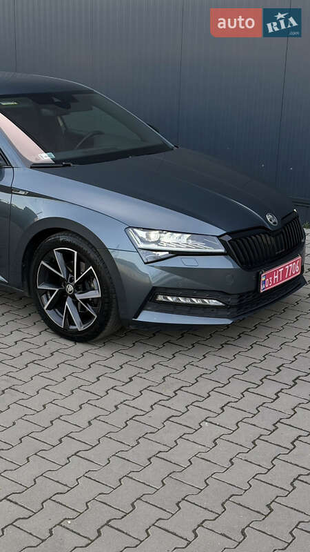 Лифтбек Skoda Superb 2022 в Мукачево
