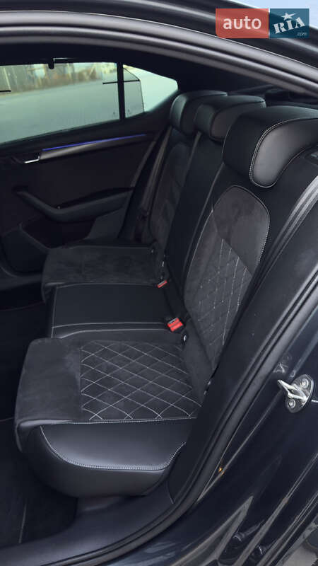 Лифтбек Skoda Superb 2022 в Мукачево