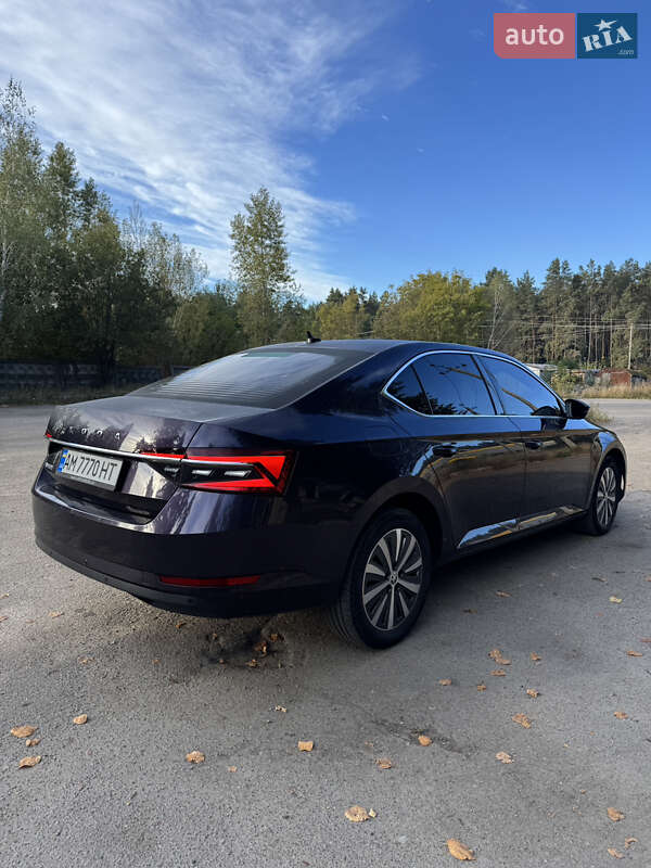 Лифтбек Skoda Superb 2019 в Коростышеве