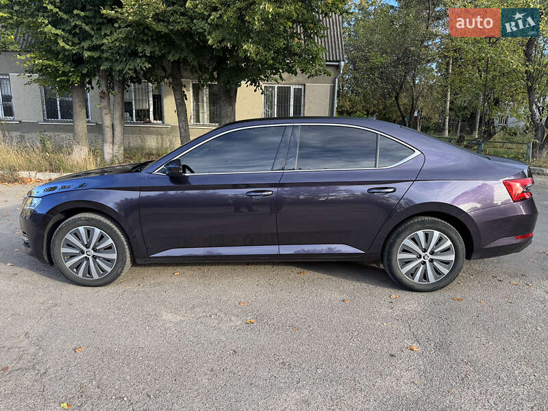 Лифтбек Skoda Superb 2019 в Коростышеве